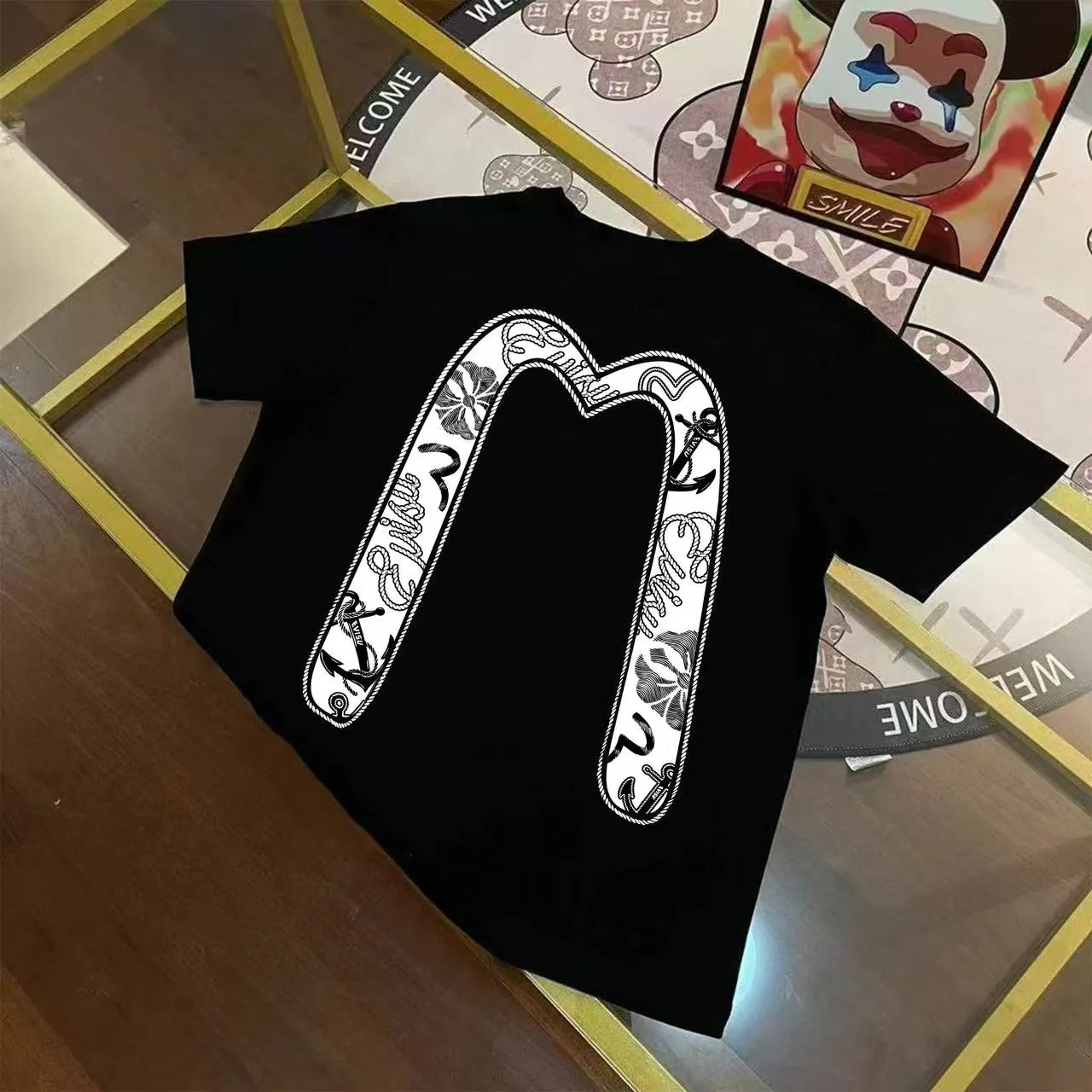 EVISU 2025 M T Sizes S-XXL 5 Black White Size S M L XL XXL S 44 108 68 100-120 M 46 114 70 120-140 L 48 116 72 140-160 XL 50 120 74 160-180 XXL 52 124 76 180